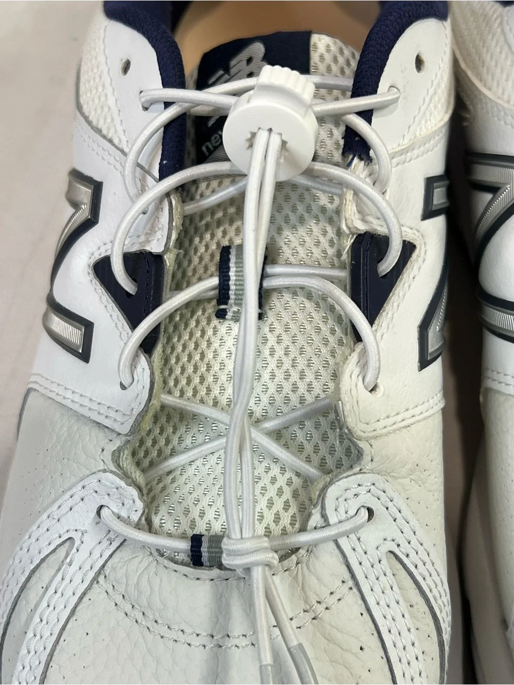 New Balance style MX857wN2 4E wide navy white. Comfort orthotics sneaker 10 1/2